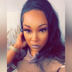 Meet your Posher, Gena